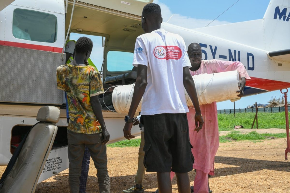 09-13 Ekstra fly fra Uganda satte skub i nødhjælpsindsats