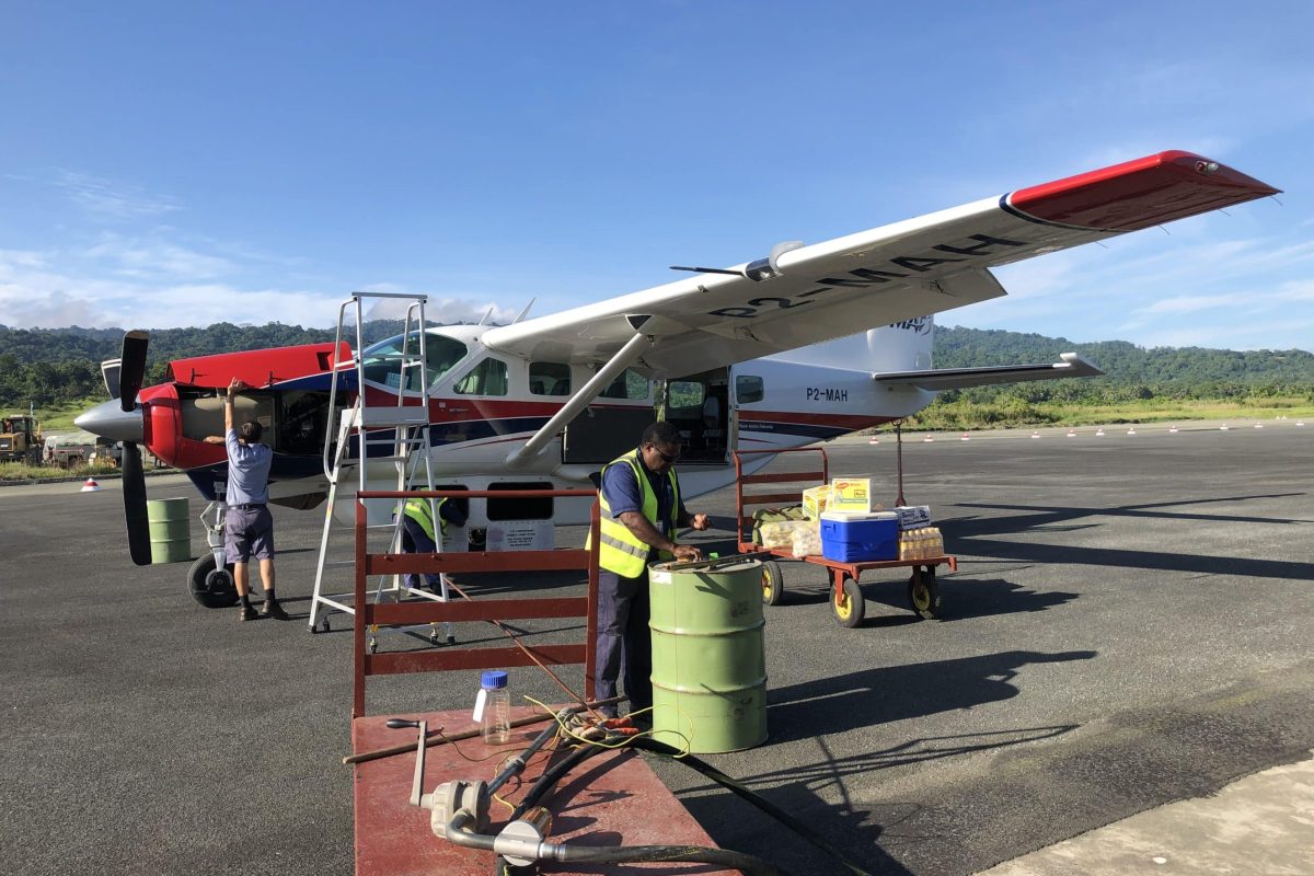 2020-11-18_P2-MAH_flight_prep_by_Wewak_base_team.MandyGlassIMG_5225